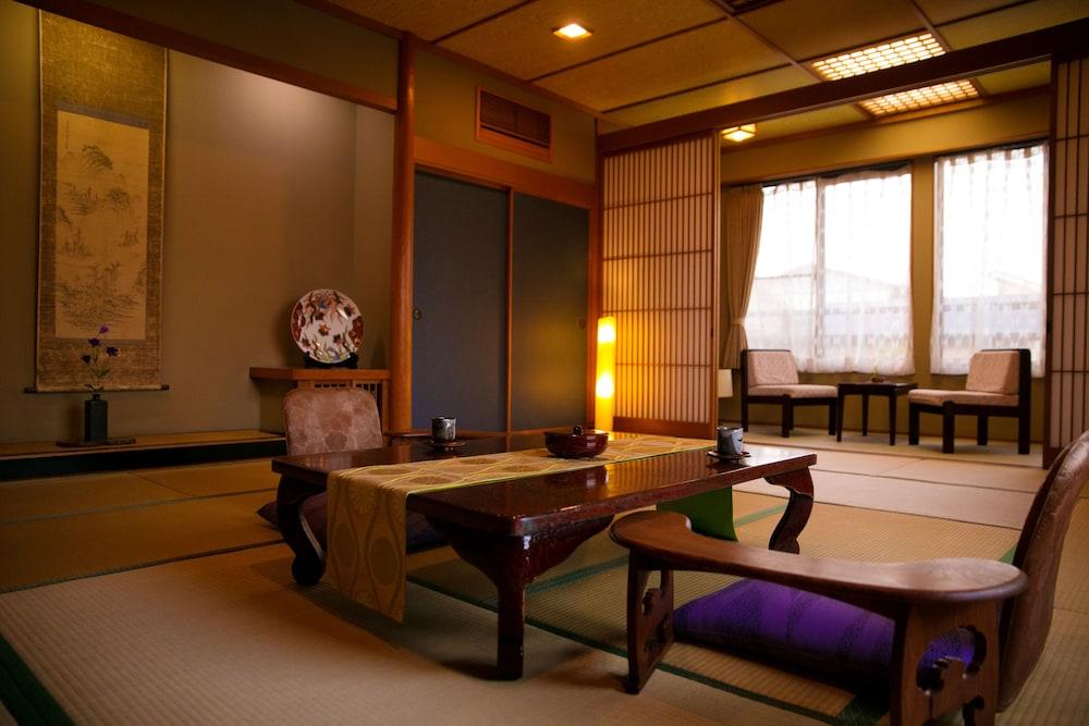 からつ温泉　旅館　綿屋 唐津市 エクステリア 写真