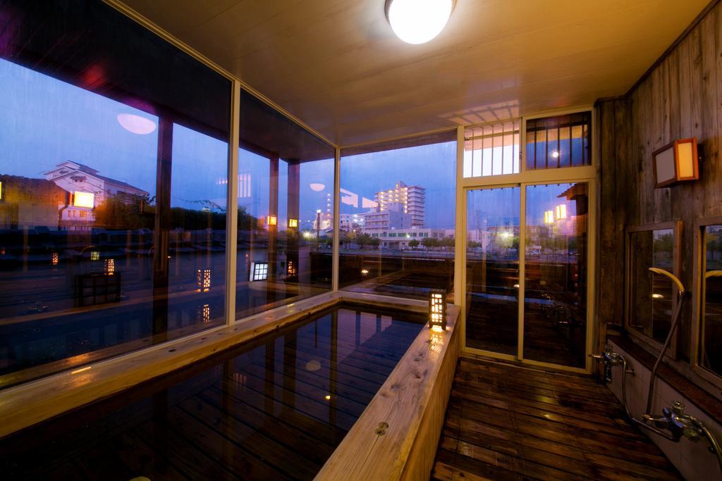からつ温泉　旅館　綿屋 唐津市 エクステリア 写真